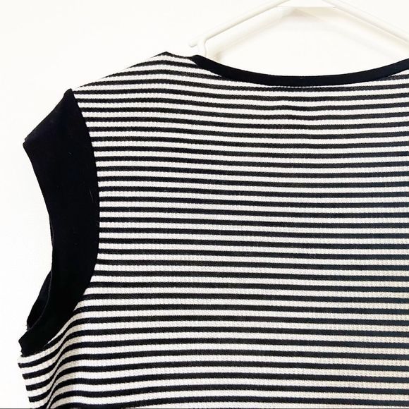 Jones New York Black and White Sleeveless Top - Picture 8 of 10